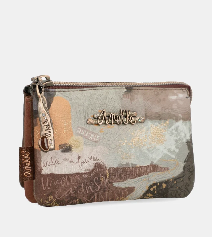 Outer 3-compartment coin purse